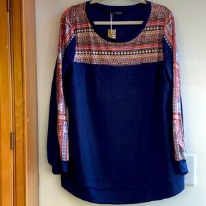 NWT BloomChic GINGER” size 10 navy waffle knit long sleeve top flowers